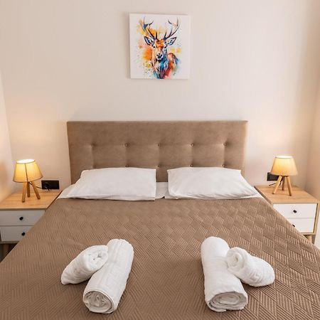 Steve'S Apartment 伊拉克利翁 外观 照片